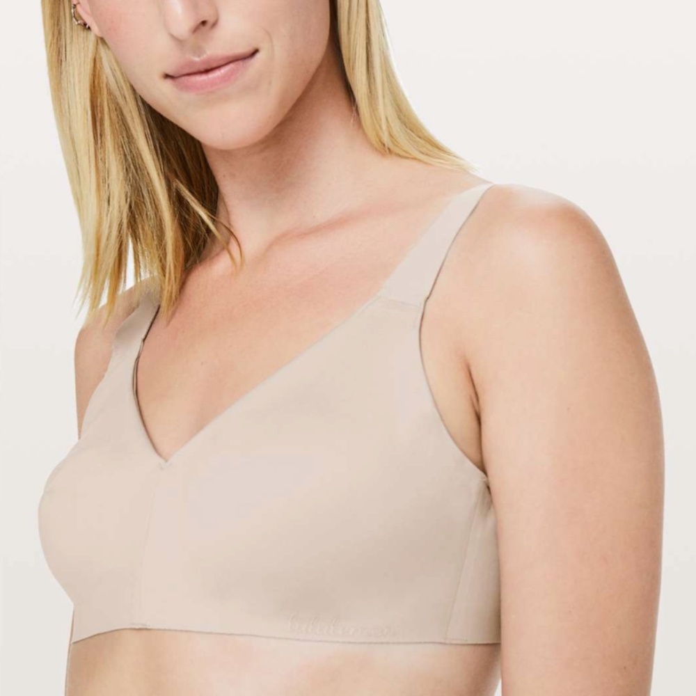 NWT Women's Lululemon Like Nothing Bra in Barely Beige color - Sz 34B